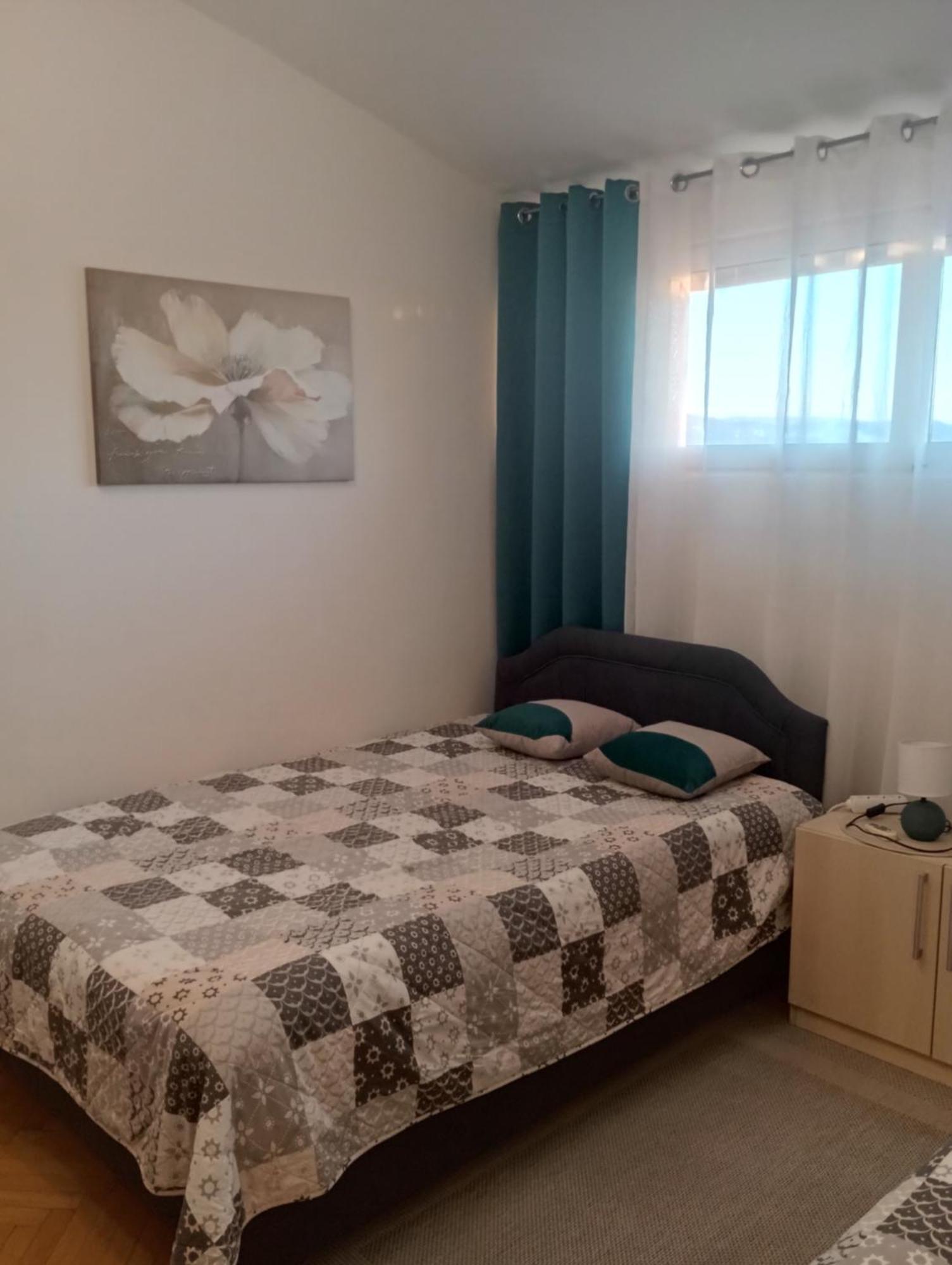 Apartments In Bar City Center Экстерьер фото